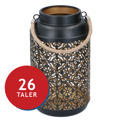 Schwarze Laterne mit filigranem Muster und robustem Tragegriff. Preis: 26 Taler.